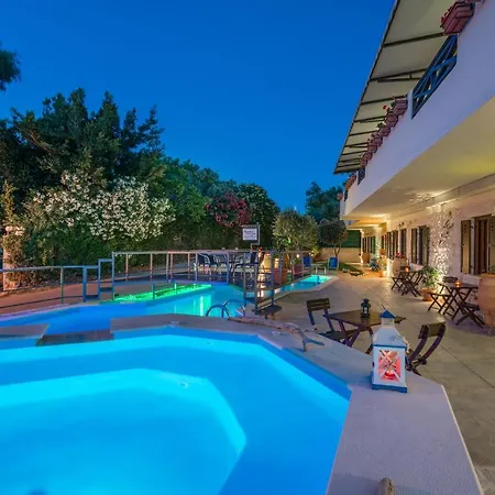 Elegance Two Bedroom Maisonette Amoudi